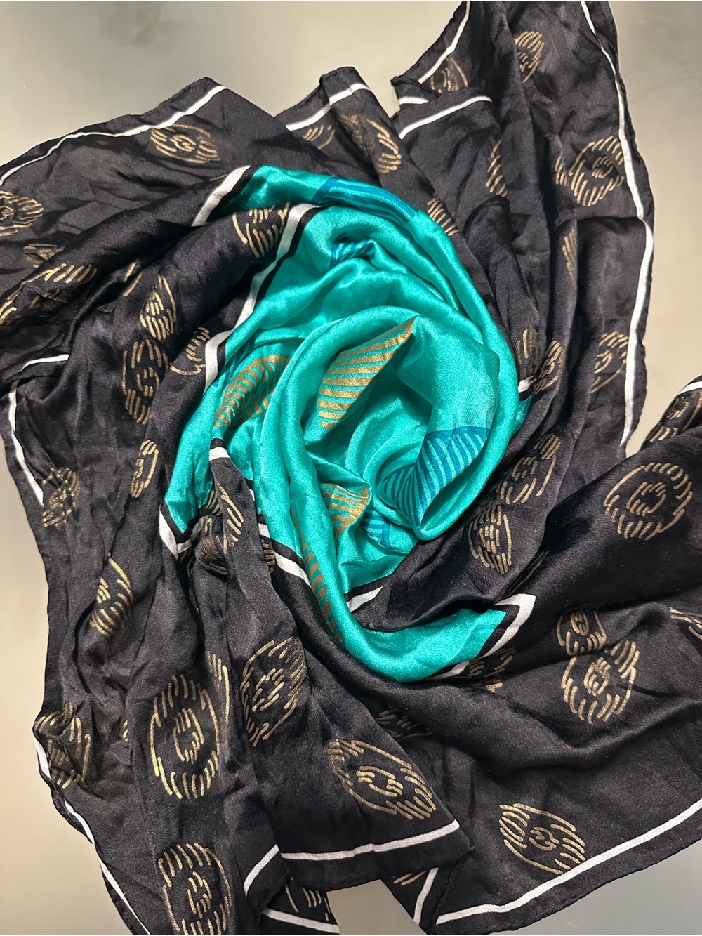 EUC Large vintage Anne Klein silk scarf